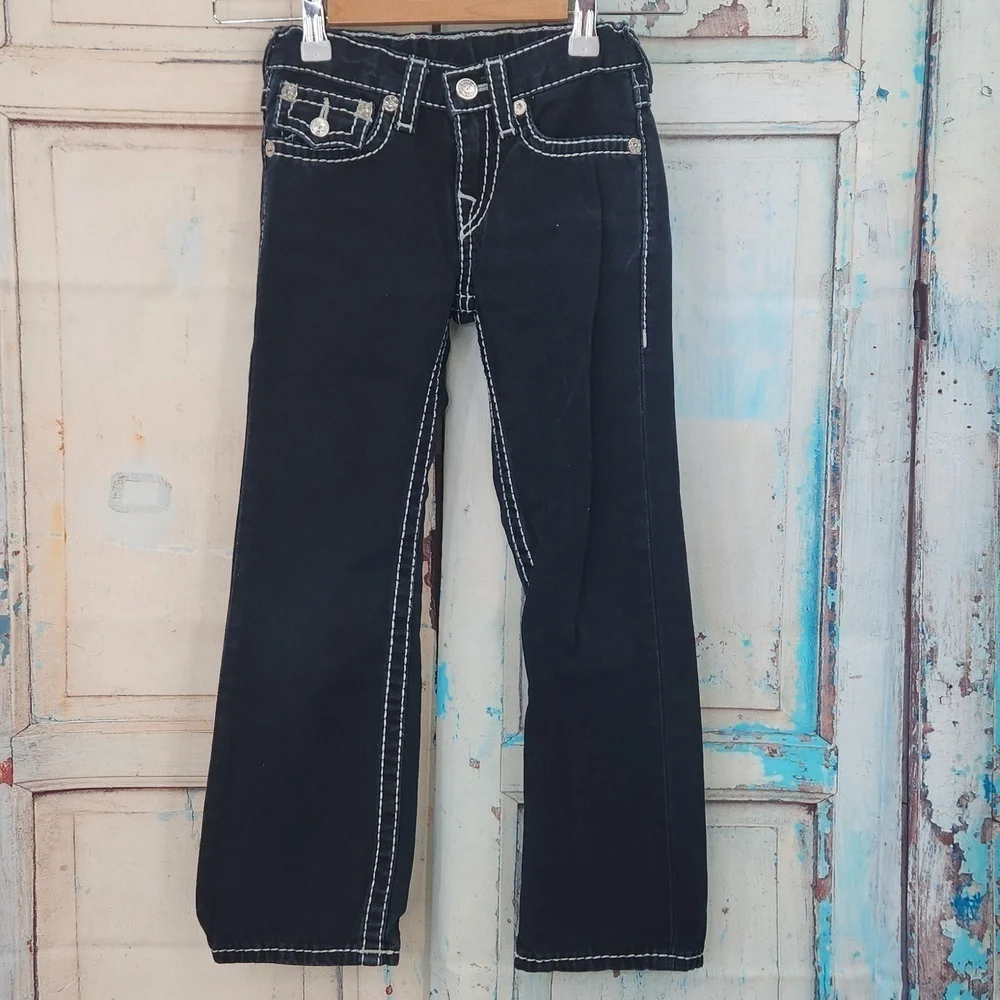 True Religion‎ Big T Natural Jeans with Flap Pockets
